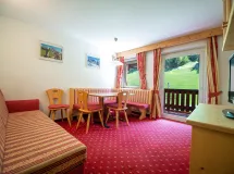 Komfortable Wohnung mit 2 Schlafzimmern, 2 Bädern und 2 Balkonen - Apartments Seida