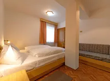 One-Bedroom Apartment - Apartments Jasmin