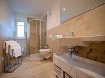 Ferienwohnung mit 2 Schlafzimmern und Garten - Apartments Villa Valeria