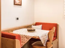 App. rose - Apartments Larciunei de sot - Farmhouse
