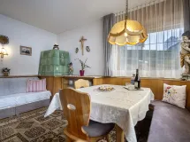 Ferienwohnung mit 3 Schlafzimmer und Balkon - Apartments Raiëta