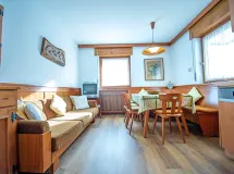 Two-Bedroom Apartment with garden - Apartments Cesa Bruma