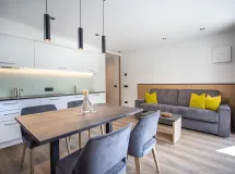 Appartamento con 1 camera da letto, terrazzo e accesso al giardino - Apartments Silva
