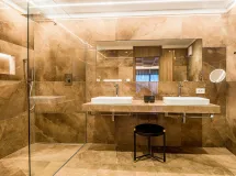 Ferienwohnung mit 3 Schlafzimmern - Apartments Rumanon