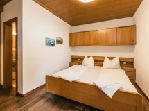Two-Bedroom apartment with terrace and garden access - Apartments Chalet Zirm