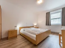 Four-Bedroom Apartment with balcony - Apartments Cristlpek