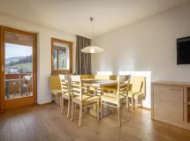 Appartamento con 2 camere da letto e terrazzo panoramico - Apartments Comploj Monica