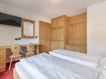 Apartement with 2 bedrooms-4 people - Residence Zirmei