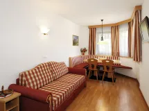 App. Resciesa - Apartments Ester