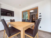 Ferienwohnung mit 2 Schlafzimmer und Wintergarten - Apartments Cësa Ploner