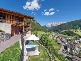 Apartments Luech da Perteut Panorama & Wellness - Bauernhof