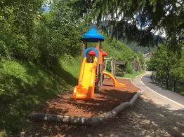 Parco giochi per bambini Centro - Sentiero del Trenino
