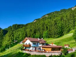 Apartments Cësa Vedla