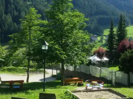 Playground Str. Grohmann