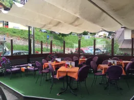 Bar Café 2000