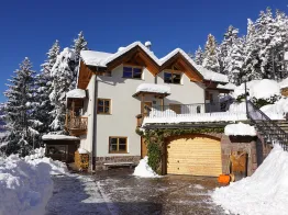 Apartments Villa Valtoi