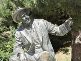 Luis-Trenker-Denkmal