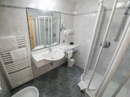 Hotel Pra Tlusel