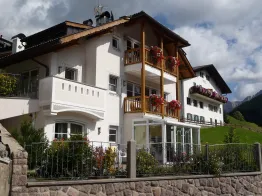 Apartments Villa Ladinia