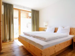 Apartments Cësa Setil