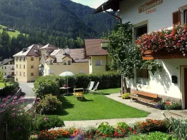 Apartments Cësa Rabanser