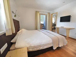 Apartments Cesa Leni