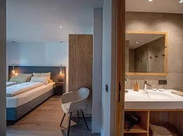 Apartments Cësa Elmarino