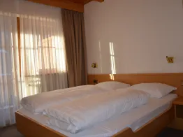 Apartments Alma