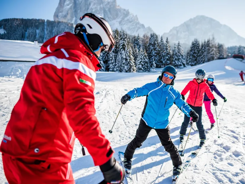Scuola di sci & snowboard S. Cristina
