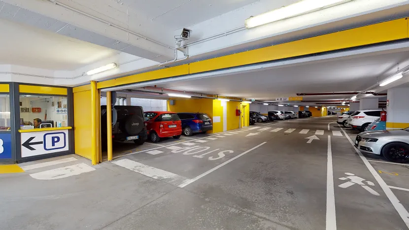Parking garage Central