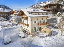 Two-Bedroom Apartment with balcony at the Saslong Cableway - Apartments Pivan