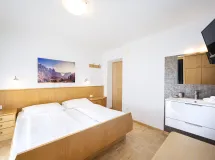 Two-Bedroom Apartment with balcony at the Saslong Cableway - Apartments Pivan